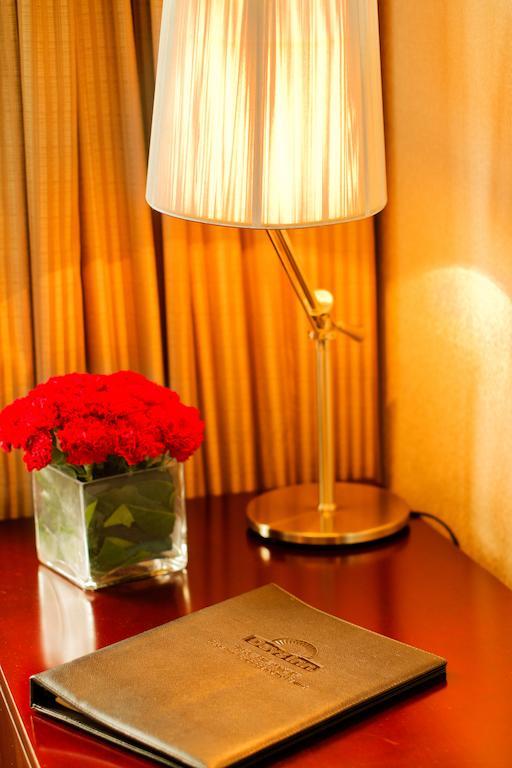 Days Inn Forbidden City Pekin Dış mekan fotoğraf